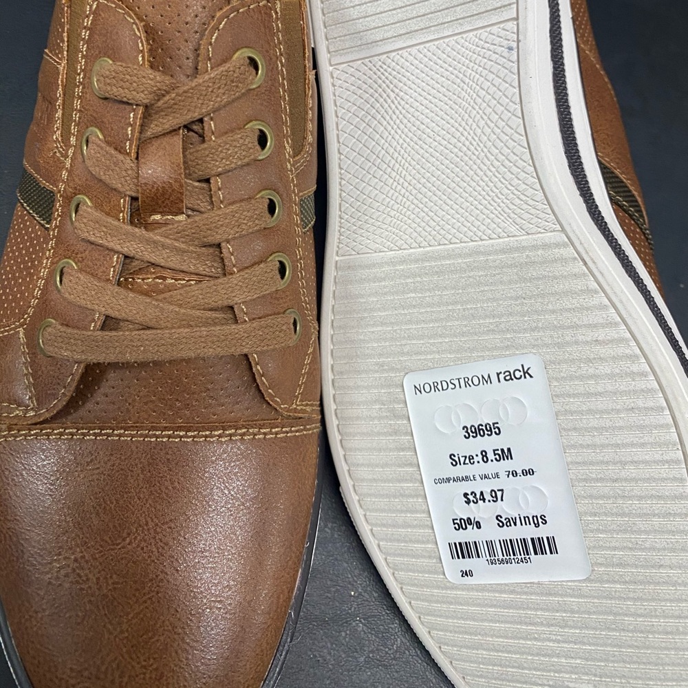 Men’s casual shoes
